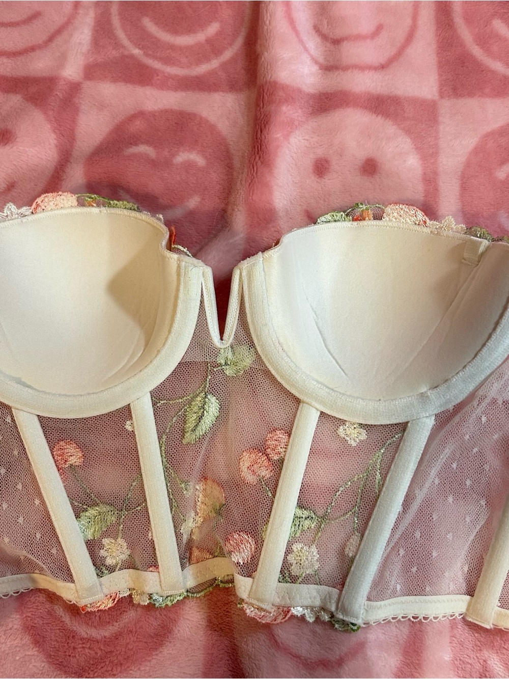 Victoria's Secret Dream Angels Strawberry Cherries Mesh Bra Bustier 32B New with - Picture 6 of 10